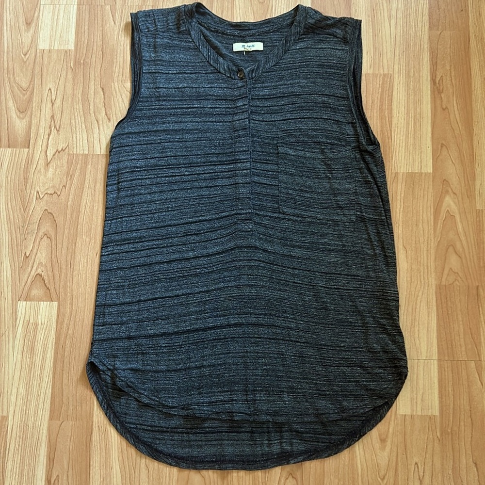 Madewell Sleeveless 3/4 Button-up Tank